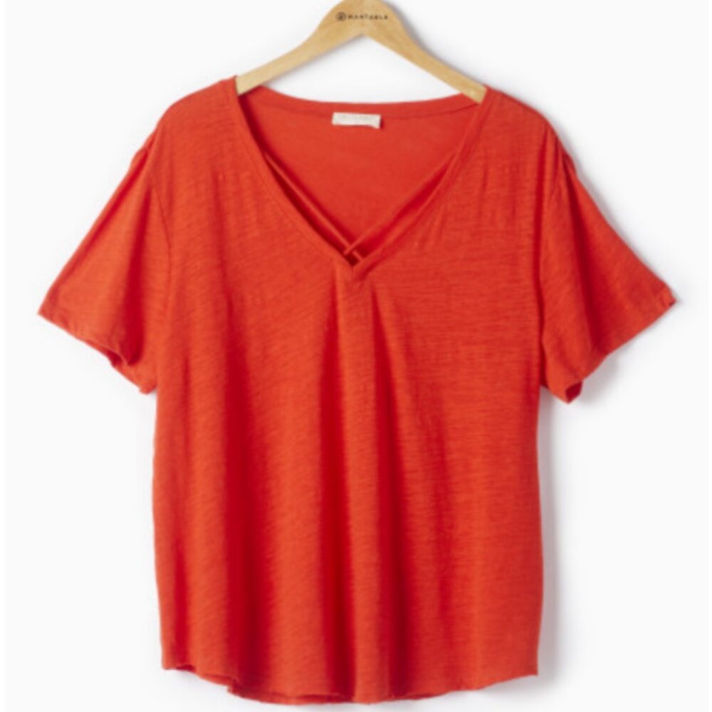 78 & Sunny Pacific Coast V-Neck Short Sleeve Slub Tee, Size M, Fiery Red